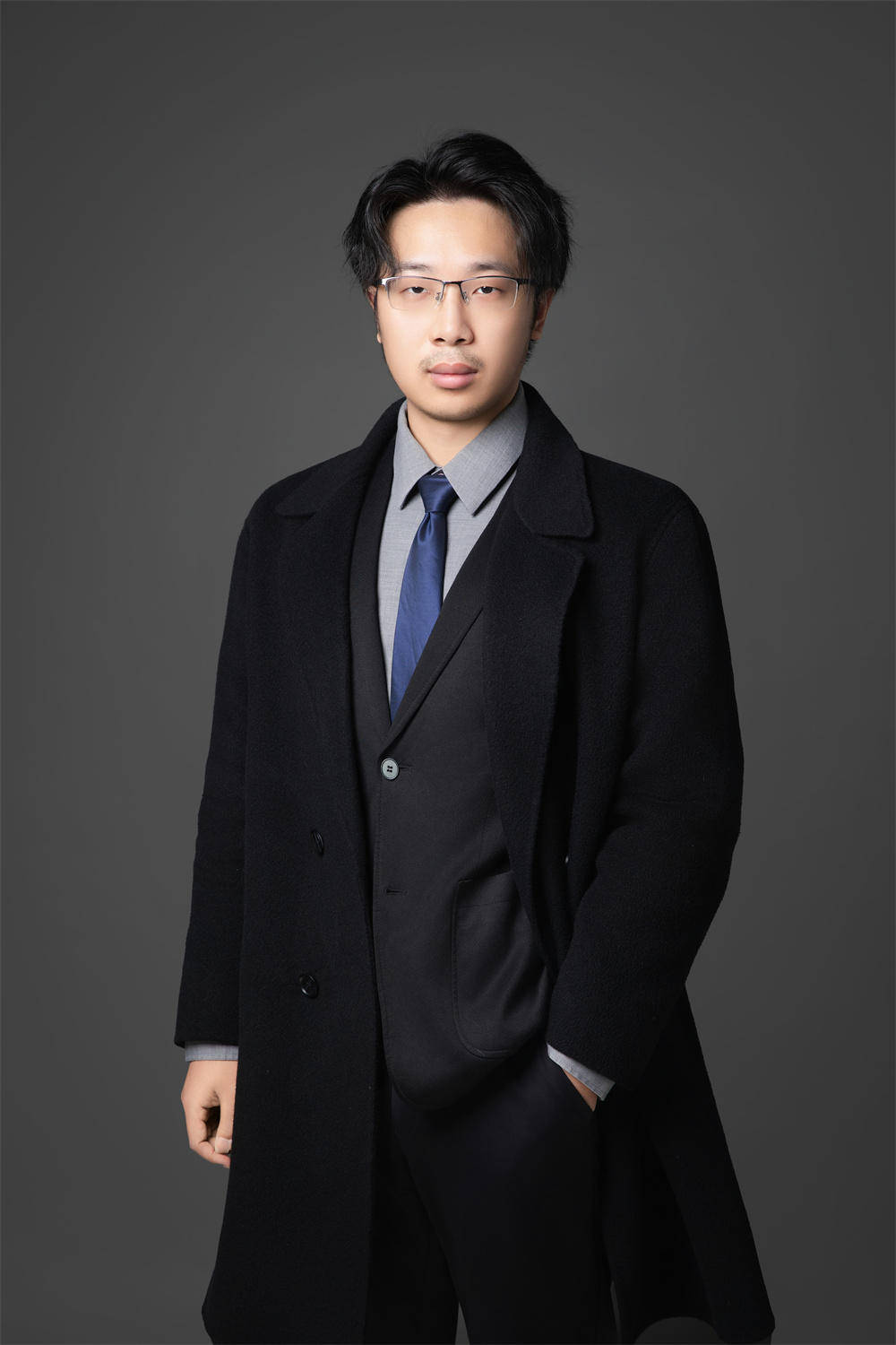 阳熹   专职律师.jpg